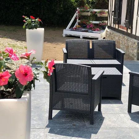 Le Domaine D'angelique 3* La Vespière